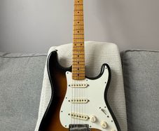Mint Condition Fender '50s Classic Strat - Custom Shop Design - MIM - Beautiful Flame Neck - American Vintage Pickups