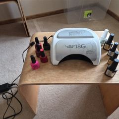gelish professional Gel Light with collection of soak off  polish top and base coat