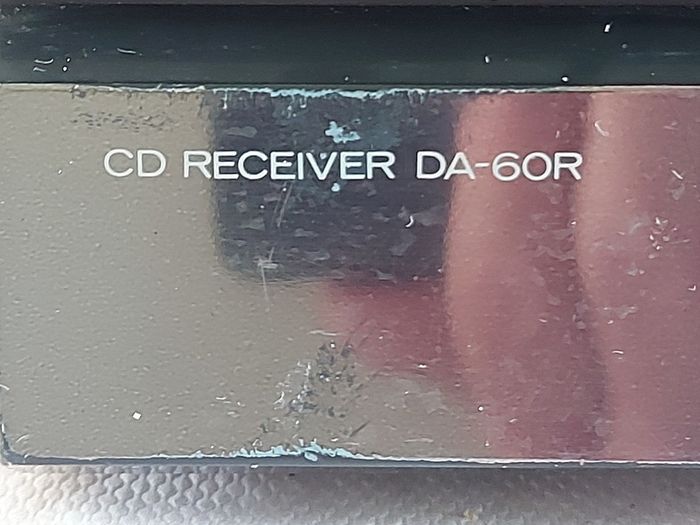 Mitsubishi Music Centre, Model DA-60R, Radio, CD, Tape, Phono, Aux, 2 Philips speakers included, in good condition for its age