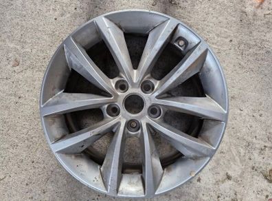 Kia Sorrento 2014-2018 17 inch alloy wheel