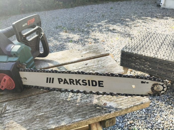 chainsaw