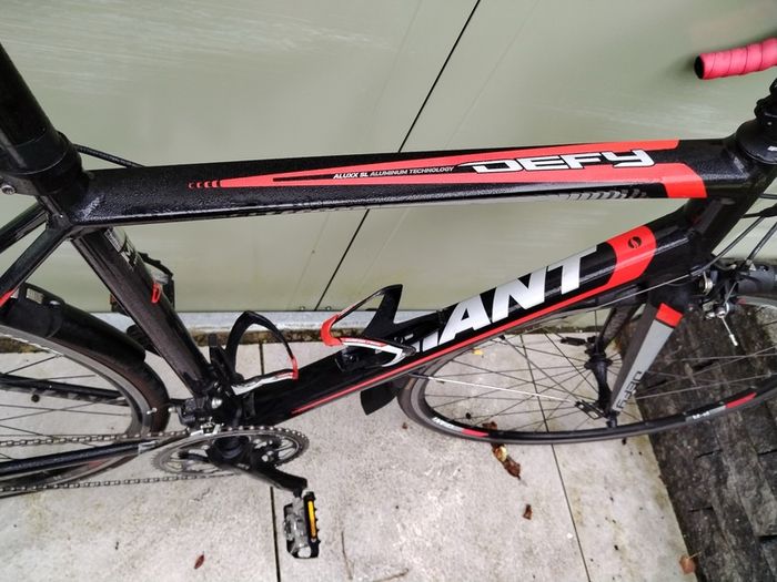Giant defy