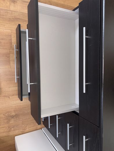Black Chest of Drawers & Lockers