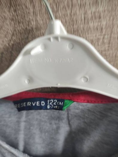tops boy , reserved h and m barely worn 6/7 years old 9 each