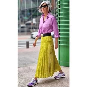 Zara pleated embroidered  skirt, xs
