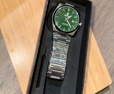 Men's wrist watch
