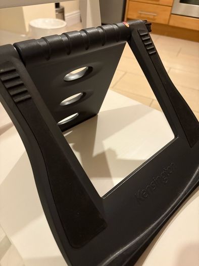 laptop stand