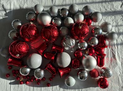 Christmas tree decorations, red and silver, set of 68