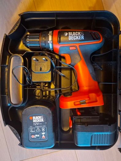 Black & Decker CP12 cordless drill + accessories