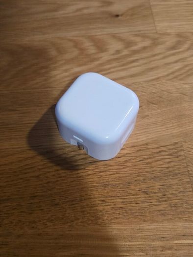 Apple 20w Type C Charging Brick For Sale in Cavan, Cavan from Seller080