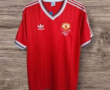 Man Utd ( Retro / Stapleton 9 ) Fa Cup 1983 ,jersey, Size L .