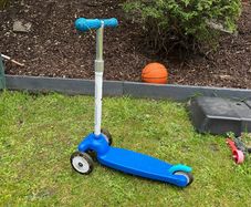 Garden toys