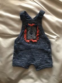 short dungarees 0-3 mnts