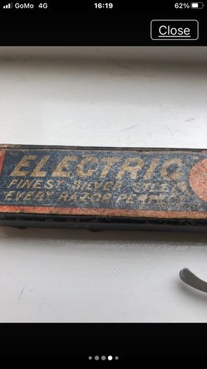antique razor