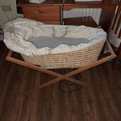Mamas and Papas moses basket