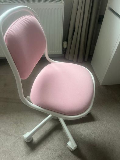 Ikea Micke Desk White and Orfjall Swivel Chair Pink