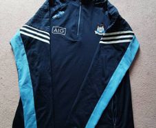 Adults Dublin Half Zip Top