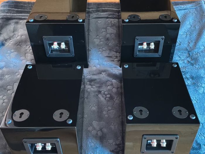 KEF R50 Dolby Atmos Modules Black Lacquer Mint, Boxed, (4 Available)