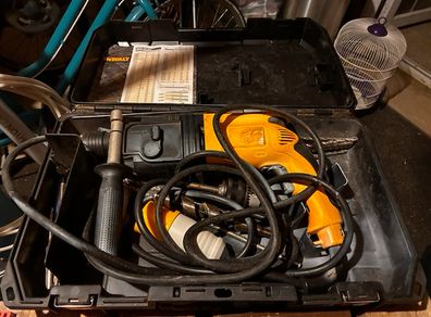 DeWalt hammer/SDS 110V