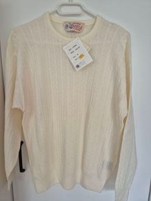 BNWT Castle of Ireland jumper, size 40