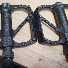 Bike pedals