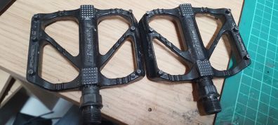 Bike pedals