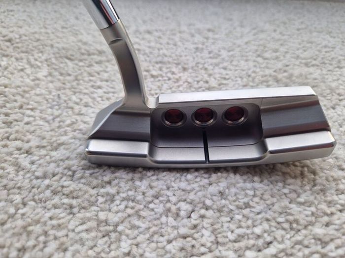 R/H 33" Scotty Cameron Select Newport 2.5