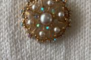 Brooch - Pearl and Iridescent Crystal