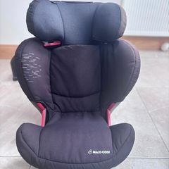 Maxi-Cosi High-Back Booster Car Seat Good Condition