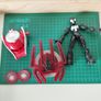 Spider-Man Black Suit Figure + Web Disc Launcher Bundle Image 3
