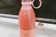 BRAND NEW Mini Electric Juicer Portable Multifunction Blender Fruit Mixer Fruit Extractors Juice Maker