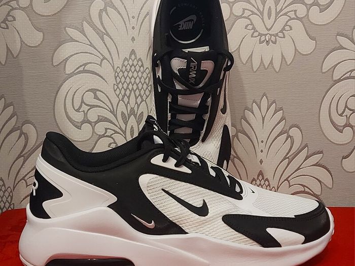 Nike airmax trainers
