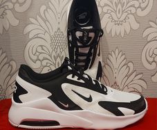 Nike airmax trainers