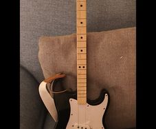 Loog mini Electric guitar fender strat