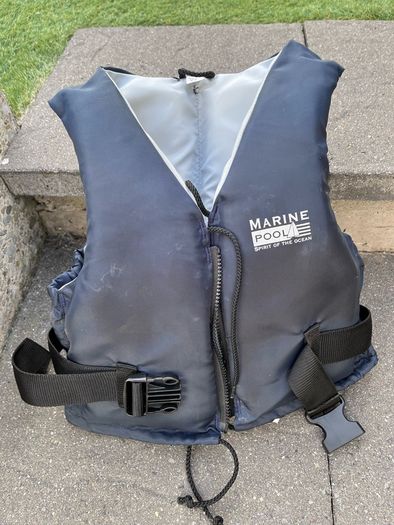 Life Jacket teen size
