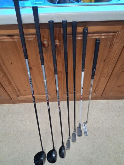 Golf clubs.Set Of Wilson Right Handed Golf Clubs For A 12 To 14 Year Old. Collect In Dublin Or Receive Via Post.
