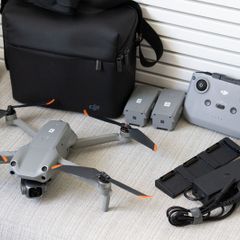 DJI Air 2S - Fly More Combo