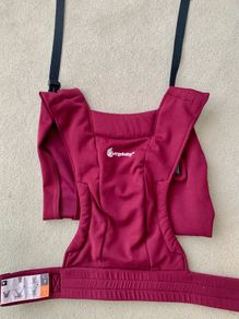 Ergobaby Embrace Burgandy Sling