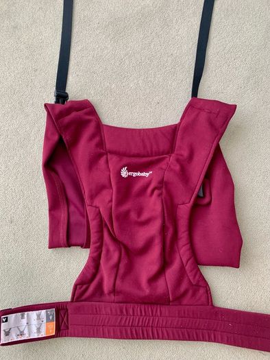 Ergobaby Embrace Burgandy Sling