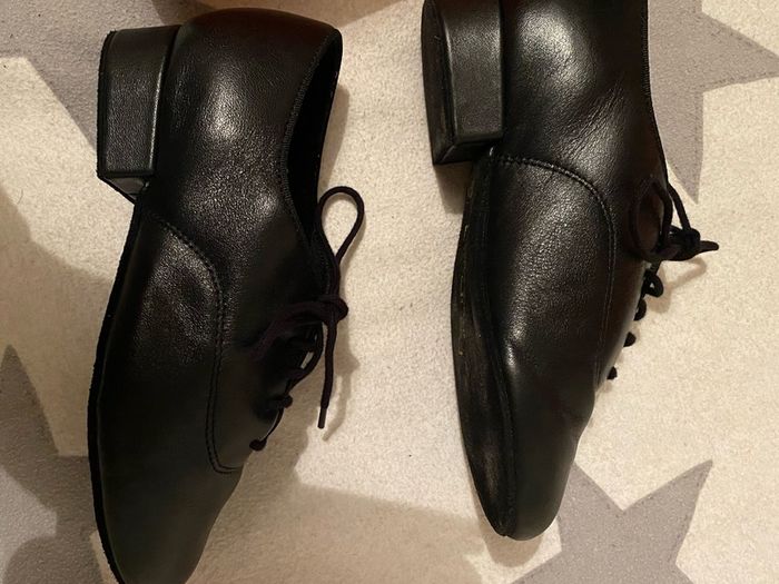 Dance shoes