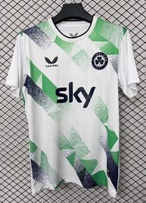 Ireland 2026 ( Away ) Jersey ,size  L. (Last One )