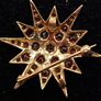 Vintage 9ct yellow gold garnet brooch Image 2