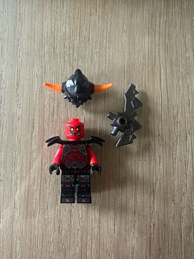 lego nexo knights Axl's tower carrier