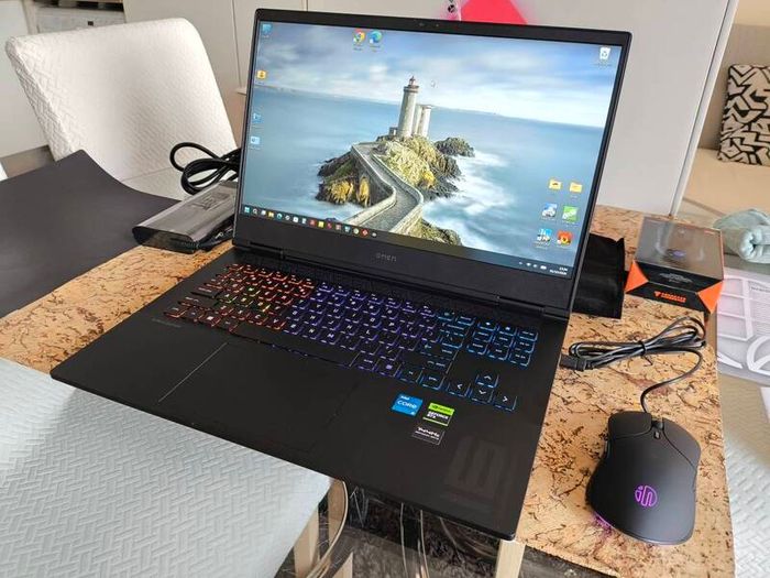 Brand New Gaming Laptop Hp Omen Intel i5 13420H 8/12 RTX4050 6GB 120W GDDR7 16GB DDR5 5600mhz 512GB NVMe PCIE 4.0 16.1" 1080p 144hz Ips 250nits Win11 RGB