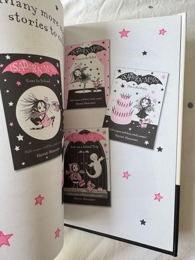 Isadora Moon by Harriet Muncaster Bundle of two kids books