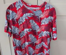 Floral men's cotton t-shirt (medium)