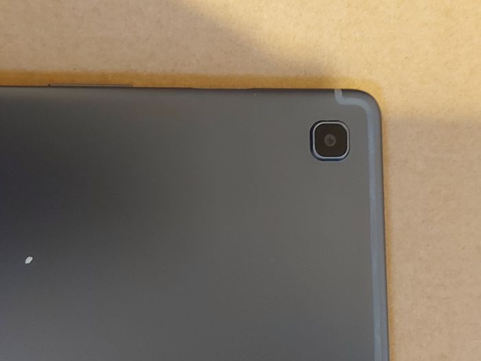 Samsung Galaxy Tab S5e. SM-T720, Crack on screen, Not powering on, for parts or repair