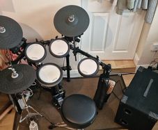 Yamaha DTX502 professional E-Kit Plus Monitar sys