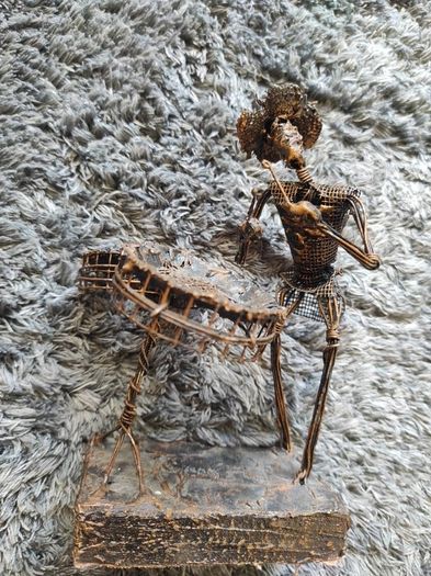 John Flavius and Alfred Weekes wire statue ornament