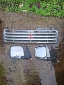 pajero mk2 mirrors & grill
